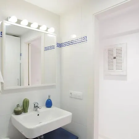 Bambu By Bhomescostabrava * بلاتجا ذارو